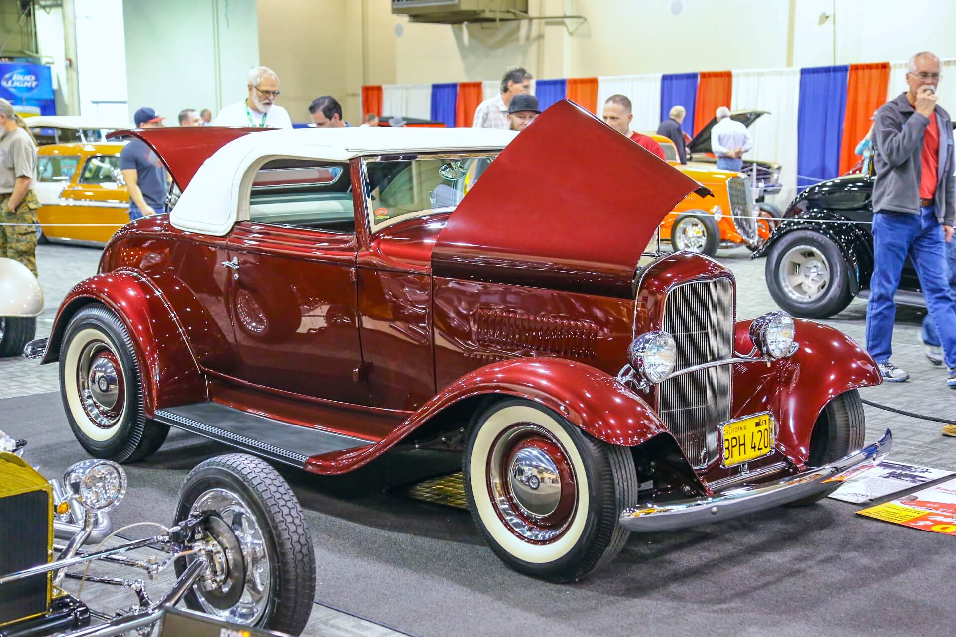 15grand-national-roadster-show-2014-building-w550